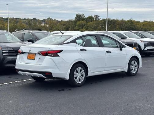 2025 Nissan Versa 1.6 S