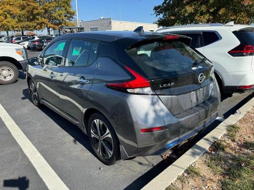 2022 Nissan Leaf SL PLUS 62 kWh