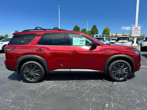 Scarlet Ember Tintcoat 2026 Nissan Pathfinder SL