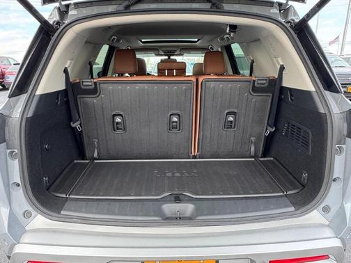 2022 Nissan Pathfinder Platinum 4WD