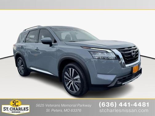 2022 Nissan Pathfinder Platinum 4WD