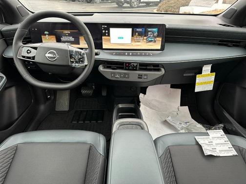 2026 Nissan Leaf PLATINUM+