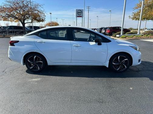 2025 Nissan Versa 1.6 S