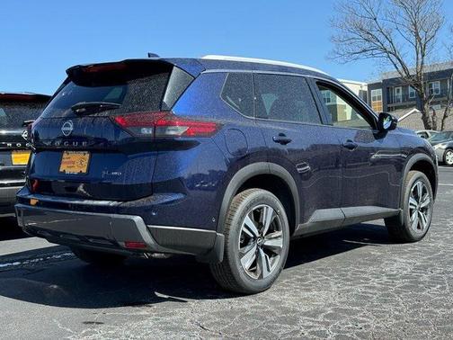 2025 Nissan Rogue SL