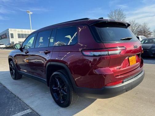 2023 Jeep Grand Cherokee L Altitude