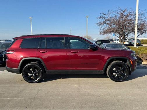 2023 Jeep Grand Cherokee L Altitude