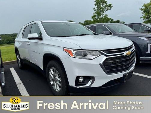 Summit White 2020 Chevrolet Traverse LT Cloth