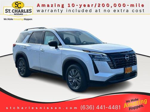 Everest White Pearl Tricoat 2026 Nissan Pathfinder SV