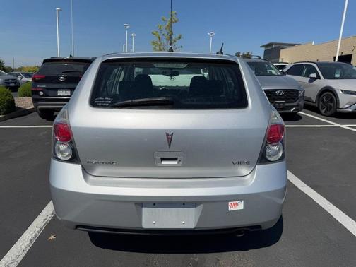 2009 Pontiac Vibe Base