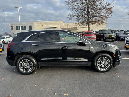 2023 Cadillac XT5 Premium Luxury