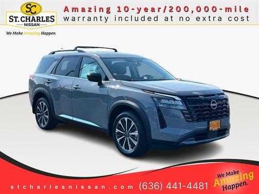 Boulder Gray Pearl 2026 Nissan Pathfinder Platinum