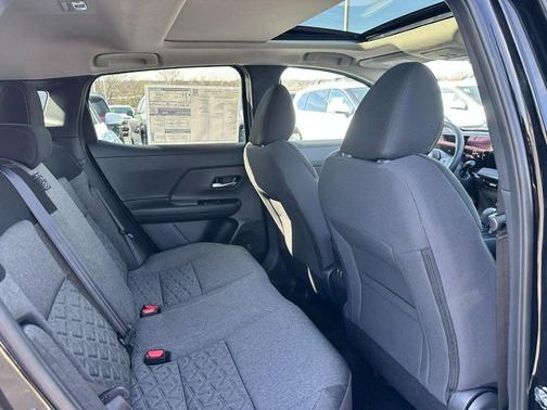 Super Black 2026 Nissan Kicks SV