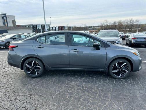 2025 Nissan Versa 1.6 S