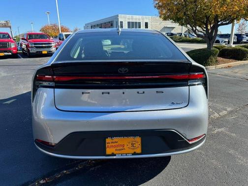 2025 Toyota Prius LE