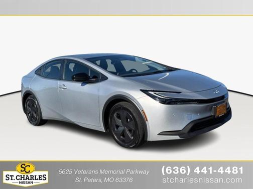 2025 Toyota Prius LE