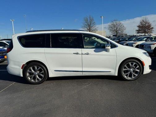 2019 Chrysler Pacifica Limited