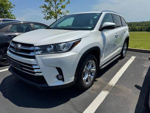 Blizzard Pearl 2017 Toyota Highlander Limited