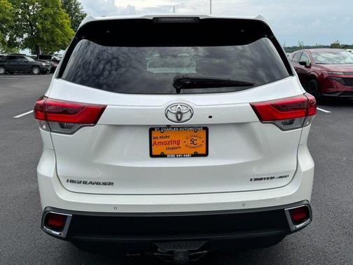 Blizzard Pearl 2017 Toyota Highlander Limited