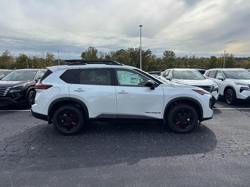 2026 Nissan Rogue Rock Creek