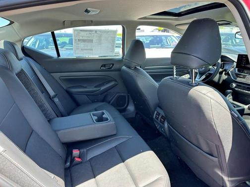 Scarlet Ember Tintcoat 2026 Nissan Altima 2.5 SV