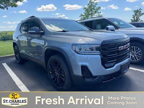 Sterling Metallic 2023 GMC Acadia FWD SLE
