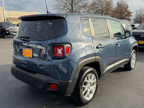 2023 Jeep Renegade Latitude