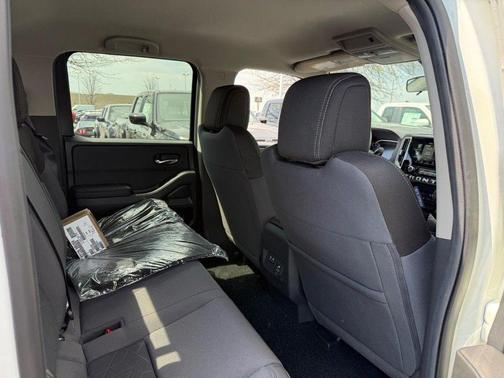 Glacier White 2026 Nissan Frontier SV