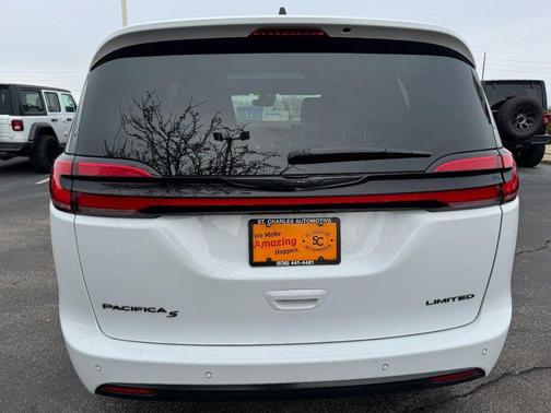 2025 Chrysler Pacifica Limited