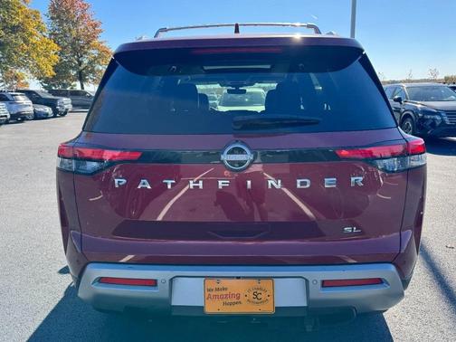 2023 Nissan Pathfinder SL FWD