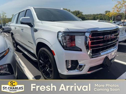 2022 GMC Yukon XL SLT