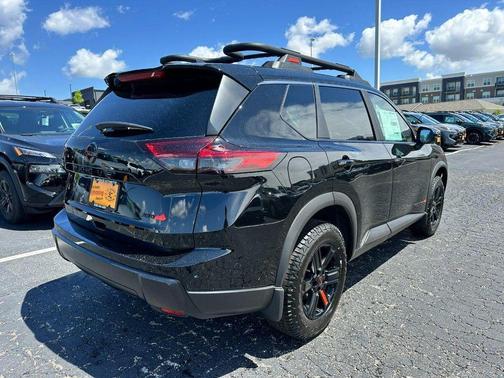 Super Black 2026 Nissan Rogue Rock Creek