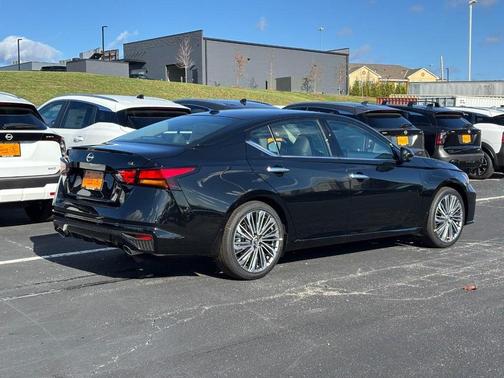 2025 Nissan Altima 2.5 SL