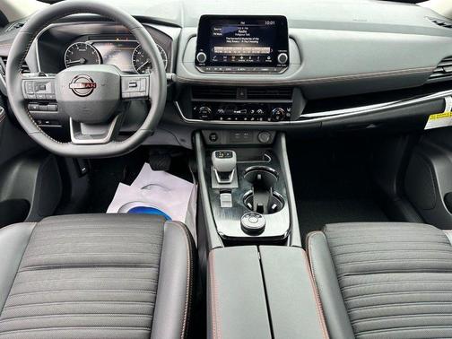Boulder Gray Pearl 2026 Nissan Rogue Rock Creek