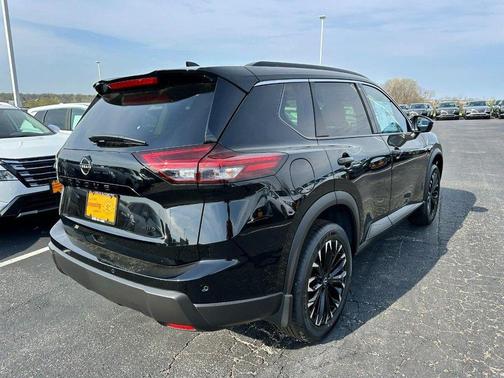 Super Black 2026 Nissan Rogue Dark Armor