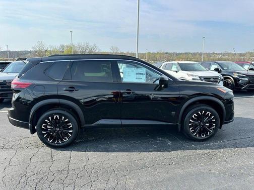 Super Black 2026 Nissan Rogue Dark Armor
