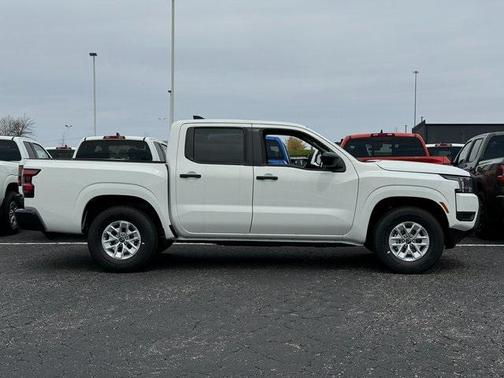 2025 Nissan Frontier S