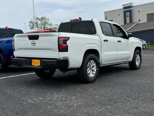 2025 Nissan Frontier S