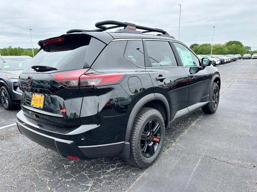Super Black 2026 Nissan Rogue Rock Creek
