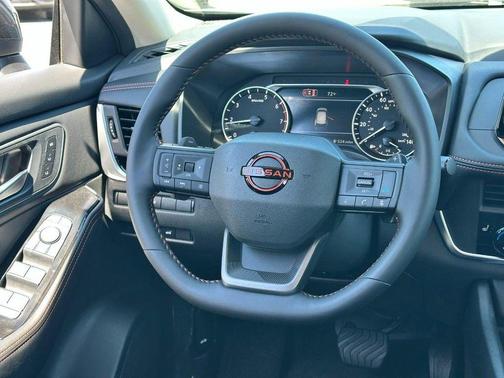 Boulder Gray Pearl 2026 Nissan Rogue Rock Creek