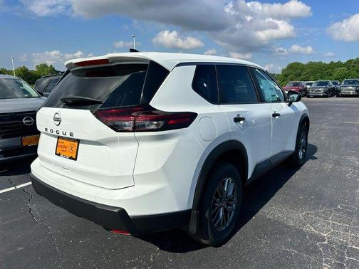 Glacier White 2026 Nissan Rogue S