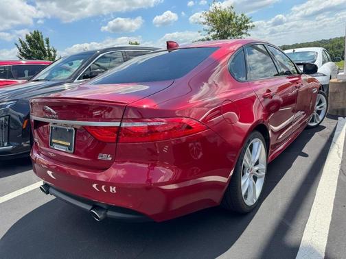 2017 Jaguar XF 35t R-Sport
