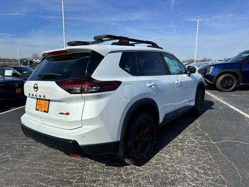 2026 Nissan Rogue Rock Creek