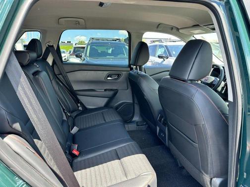 Obsidian Green 2026 Nissan Rogue Rock Creek