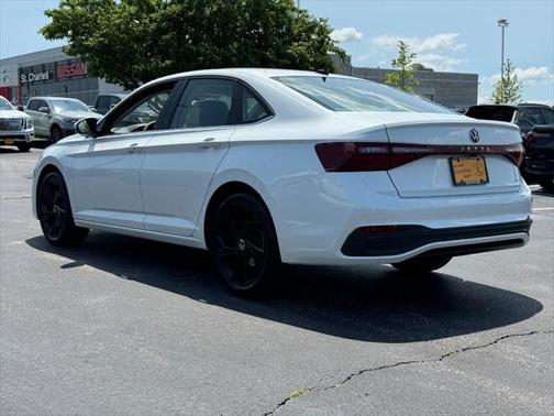 2025 Volkswagen Jetta 1.5T SE