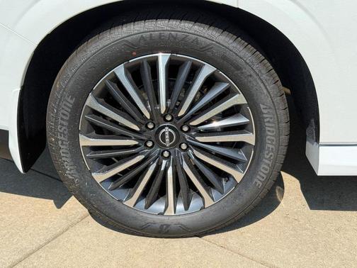2025 Nissan Armada Platinum Reserve