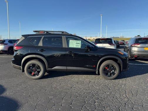 2025 Nissan Rogue Rock Creek