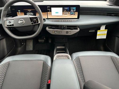 2026 Nissan Leaf PLATINUM+