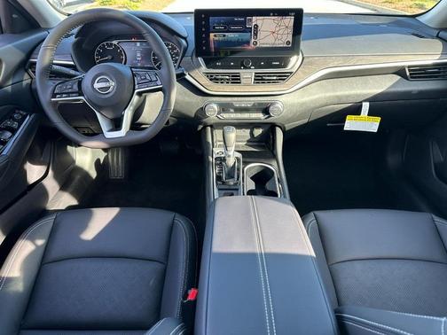 2025 Nissan Altima 2.5 SL