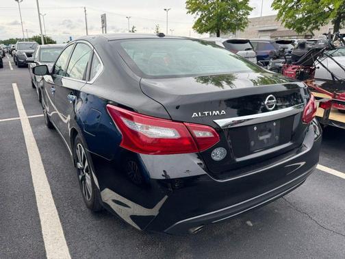 Super Black 2018 Nissan Altima 2.5 SL