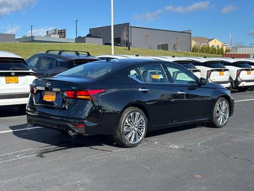 2025 Nissan Altima 2.5 SL